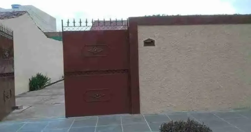 Casa à venda no parque leopoldina com 3 quartos, sendo 1 suíte - campos dos goytacazes.