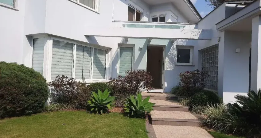 Casa à venda com 4 dormitórios, sendo 1 suíte master, 4 vagas, sala de cinema - caxias do sul / rs