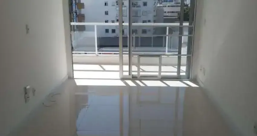 Vendo ou alugo apto 02 quartos sendo 1 suíte no roland garros, localizado na pelinca - campos dos g