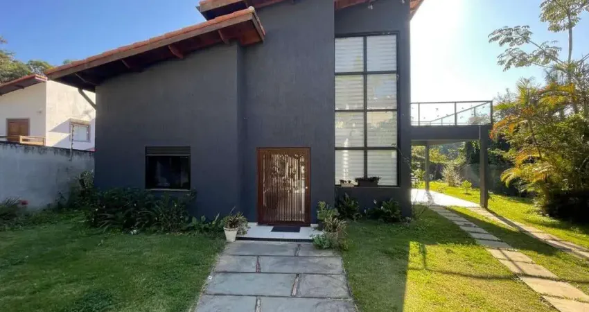 Casa à venda na fazendinha em carapicuíba com 4 dormitórios, sendo 2 suítes - carapicuíba/sp