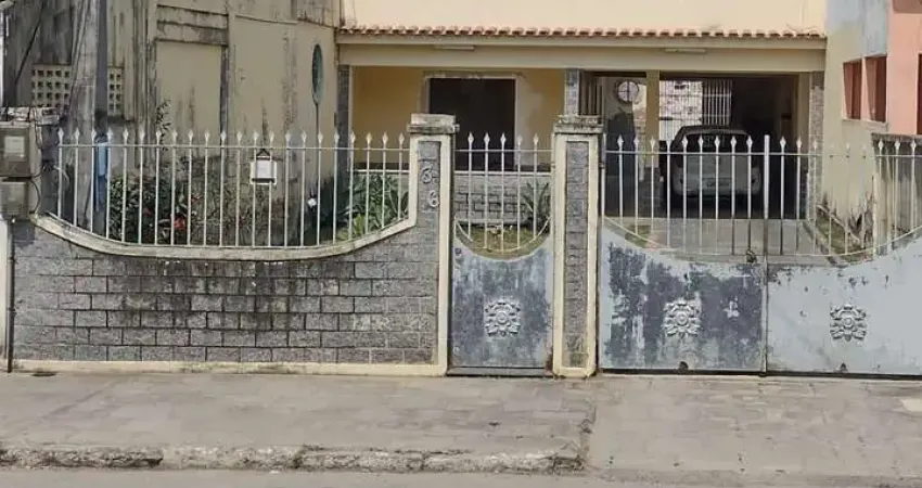 Casa ampla à venda no jardim carioca – 4 quartos, escritório, piscina e 5 vagas - campos dos goytac