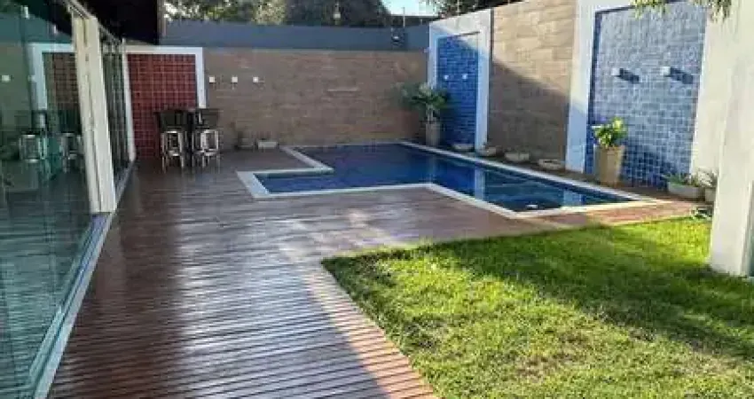 Casa colonial moderna com 3 quartos, suíte com closet, piscina e energia solar - campos dos goytaca