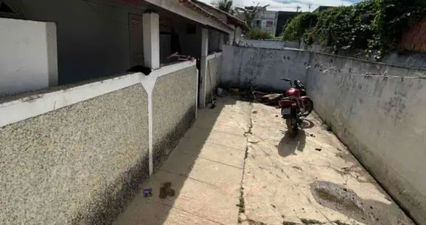 Terreno com duas casas independentes à venda no parque penha – ideal para morar e investir - campos