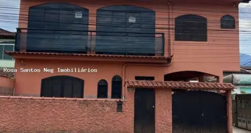 Casa bem espaçosa , localizada na praia do saco em mangaratiba , rj