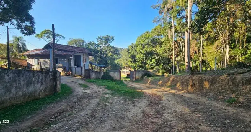 Chácara / sítio à venda na Fazenda Velha, Arujá