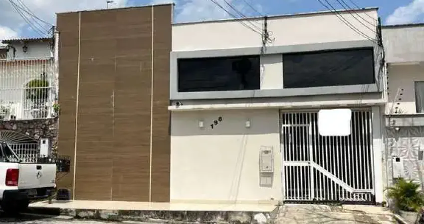 Casa com 7 quartos à venda em Da Paz, Manaus