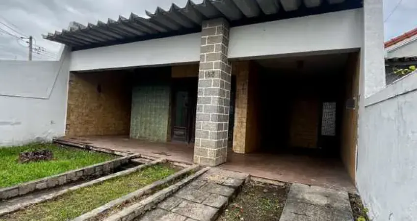 Casa à venda com 5 quartos sendo 1 suíte - centro, campos dos goytacazes, rj