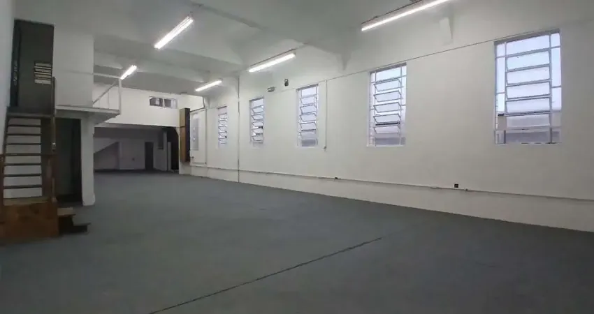 Prédio com 5 salas à venda no Parque Císper, São Paulo