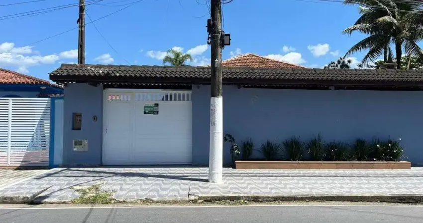 Casa para locação com 3 dormitórios, sendo 1 suíte - Centro, Bertioga, SP