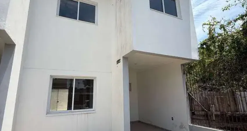 Casa à venda com 3 quartos, sendo 1 suíte - Camaquã, Porto Alegre, RS