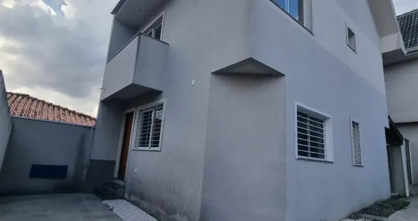 Casa com 3 quartos para alugar na Rua Rio Guaporé, 291, Bairro Alto, Curitiba