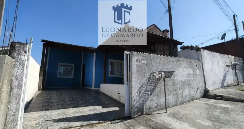 CASA TÉRREA NO BAIRRO JARDIM AMÉLIA PINHAIS 2 QUARTOS 2 VAGAS