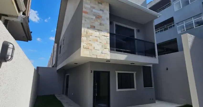 Sobrado em condomínio 3 quartos / 1 suíte ultimo dos fundos   bairro alto