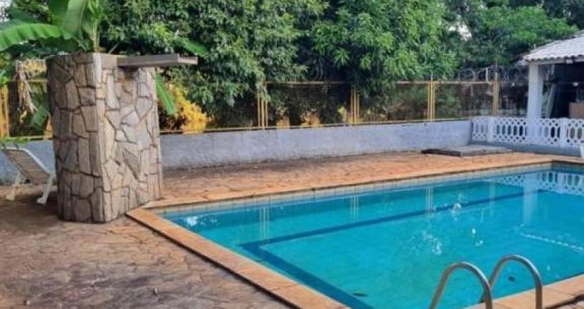 Rancho à venda em Jardinópolis-SP, Bairro Boa Sorte: 3 quartos, 2 suítes, 1 sala, 3 banheiros, 6 vagas, 300m².