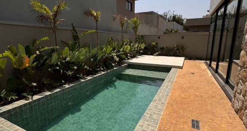 Residência Exclusiva em Condomínio de Luxo em Ribeirão Preto-SP, Vila do Golf: 4 quartos, 4 suítes, 2 salas, 5 banheiros, 4 vagas, 288,11 m².