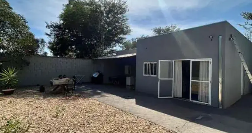 Linda Chácara em Condomínio à Venda em Ribeirão Preto-SP, Bairro Itanhangá Chácaras de Recreio. 2 Quartos, 1 Suíte, 3 Banheiros, 1 Vaga. 200m². Imperdível! Quer Imóvel Negócios Imobiliários.