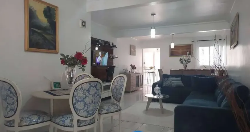 Casa com 4 quartos à venda na Rua Francisco Floreal Peres, Jardim Trianon, Taboão da Serra