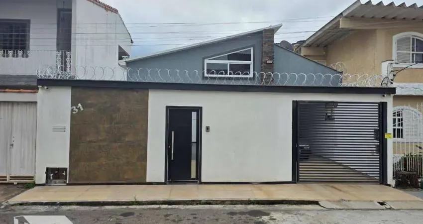 Casa com 3 quartos à venda na Rua Seis, 31, Barreira Cravo, Volta Redonda