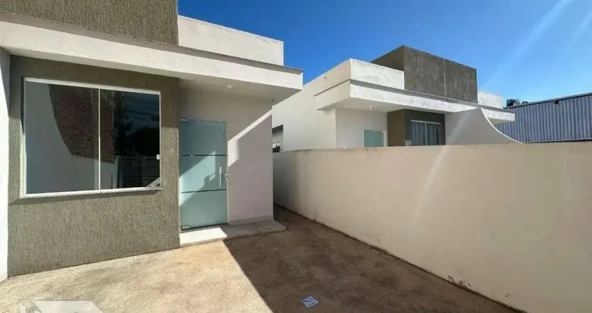 Casa linear não geminada nova com acesso lateral à venda na califória - barra do piraí/rj.