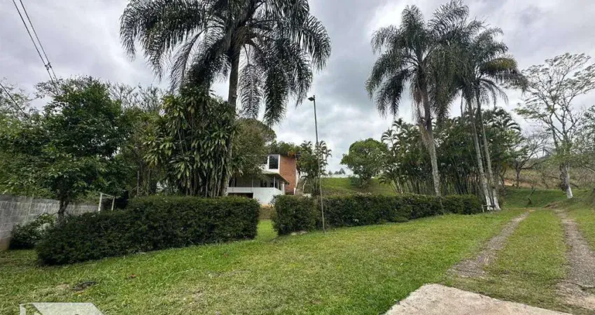 Sítio à venda localizado no moinho de vento em barra mansa - rj.