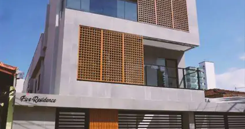 Casa com 2 quartos à venda na Rua Haiti, 578, Guilhermina, Praia Grande