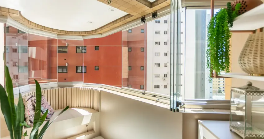 Apartamento com 2 quartos à venda na Avenida Sete de Setembro, 4518, Centro, Curitiba