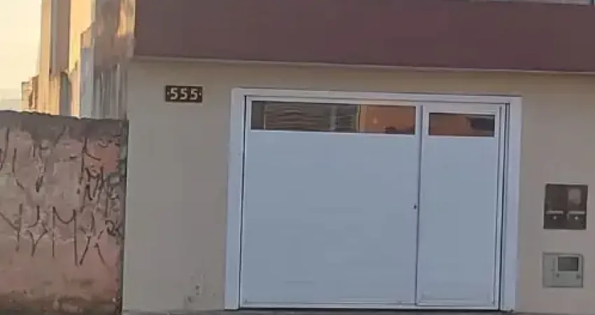 Sobrado á venda ,com piscina localizado na cidade, Boa Vista suzano sp Valor 550.000,00 mil Aceito financiamento bancário Aceito FGTS