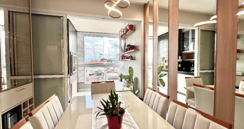 Apartamento mobiliado de alto padrão no Estreito, Floripa