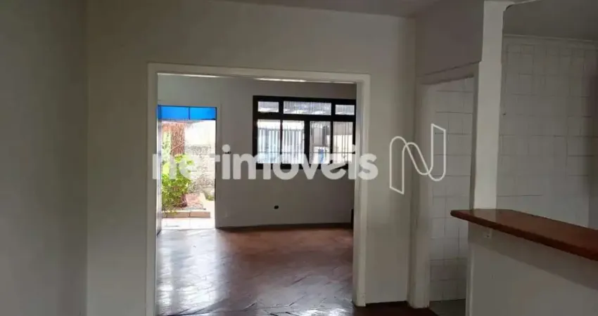 Casa com 2 quartos para alugar na Avenida Piassanguaba, 2499, Planalto Paulista, São Paulo