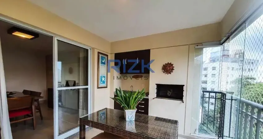 Apartamento a venda na Aclimação.