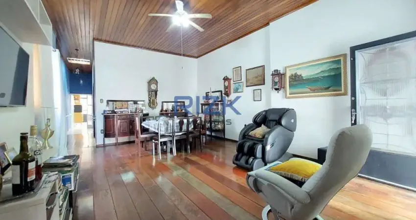 Casa com 2 quartos à venda na Rua Teodureto Souto, Cambuci, São Paulo