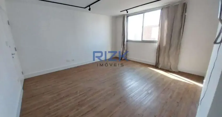 Apartamento de 2 quartos na Aclimação