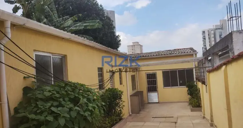 Casa com 3 quartos à venda na Rua Heitor Peixoto, Cambuci, São Paulo