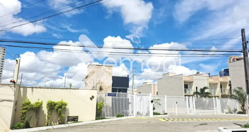 Excelente casa em condomínio- ponta negra à poucos metros da praia