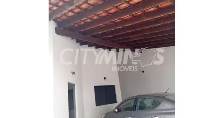 Casa com 3 quartos para alugar no Jardim Karaíba, Uberlândia
