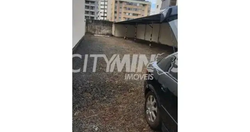 Terreno comercial à venda no Osvaldo Rezende, Uberlândia