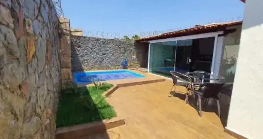 Casa à venda na região jardim medina poa – localização privilegiada!