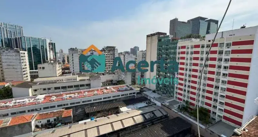 Apartamento à venda na Rua do Resende, Centro, Rio de Janeiro
