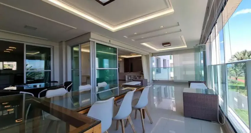 Oportunidade imperdível no farol da ilha! 239m² com vista panorâmica para o mar