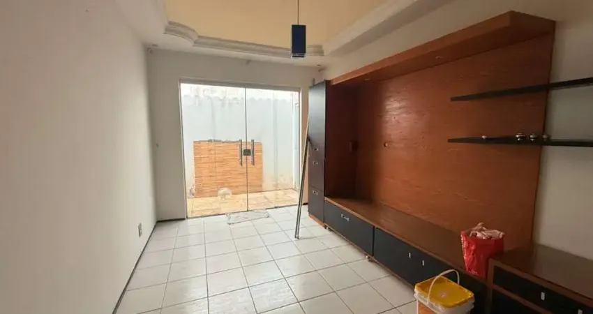 Casa em condomínio fechado com 3 quartos à venda na Rua Um, 78058, Turu, São Luís