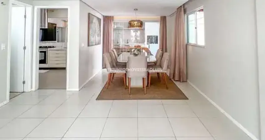 Casa em condomínio fechado com 3 quartos à venda na Avenida Um, 04, Cohama, São Luís