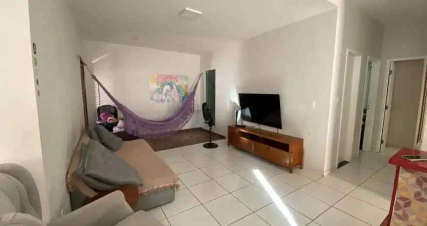 Casa em condomínio fechado com 2 quartos à venda na Rua Vinte e Cinco, 465342, Cohajap, São Luís