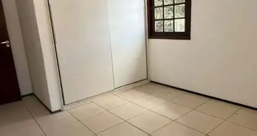 Casa em condomínio fechado com 3 quartos para alugar na Conjunto Primavera, 431, Turu, São Luís