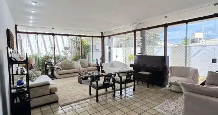 Casa com 5 quartos à venda na Avenida Conselheiro Hilton Rodrigues, 789567, Calhau, São Luís