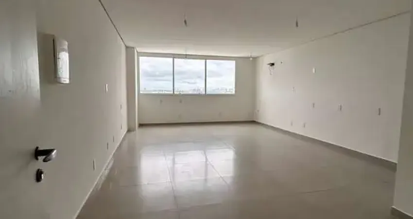 Sala comercial para alugar na Avenida Daniel de La Touche, 79587, Cohama, São Luís