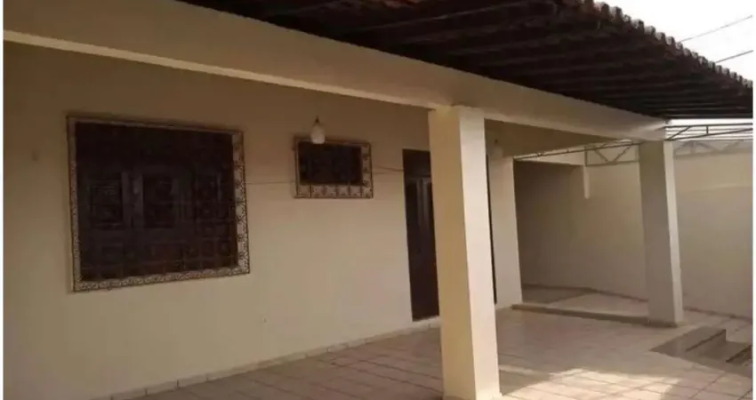 Casa com 3 quartos à venda na Avenida da Universidade, 523, Cohafuma, São Luís