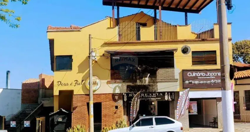 Sobrado amplo no centro de araçoiaba da serra – excelente oportunidade para investidores