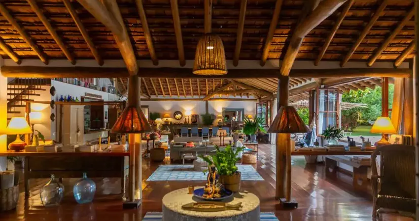 Casa em condomínio fechado com 6 quartos para alugar em Trancoso, Porto Seguro