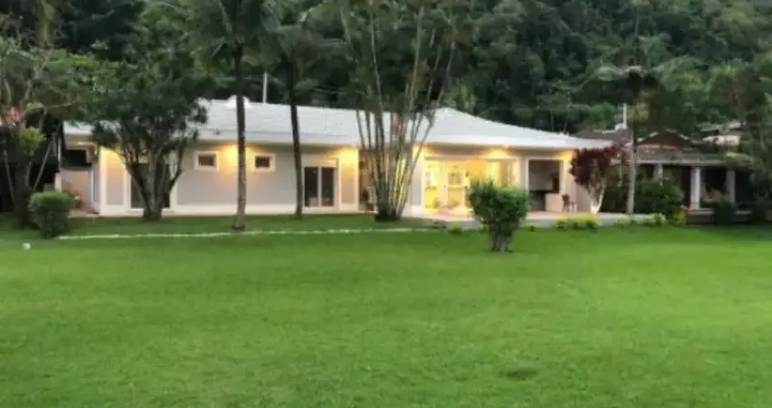 Casa com 5 quartos para alugar no Guaecá, São Sebastião