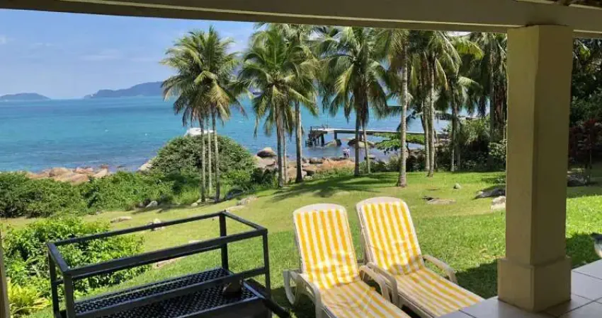 Casa com 5 quartos para alugar na Praia do Julião, Ilhabela